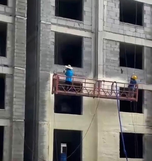 外墻保溫施工氣動(dòng)聚氨酯噴涂機(jī)? 定制設(shè)備(圖2) 外墻保溫施工氣動(dòng)聚氨酯噴涂案例