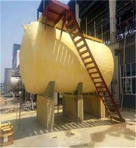 聚氨酯噴涂保溫(圖4) 聚氨酯噴涂保溫儲罐