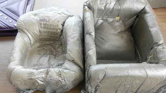 聚氨酯現(xiàn)場發(fā)泡產(chǎn)品防護(圖1) 冷鏈包裝箱聚氨酯現(xiàn)場發(fā)泡填充